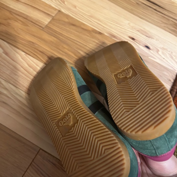 Women’s size 9 Goła sneakers 
These are soooo comfortable!! - Picture 5 of 9